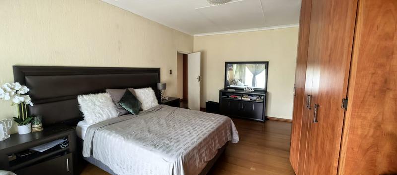 3 Bedroom Property for Sale in Dana Bay Western Cape